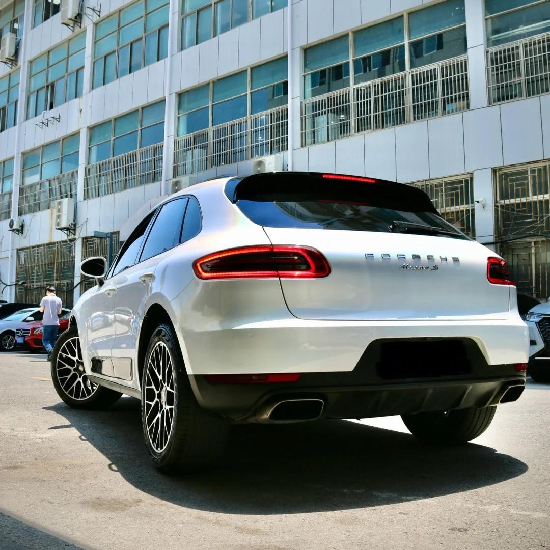 Gloss Metallic Rainbow Laser White Car Vinyl Wrap