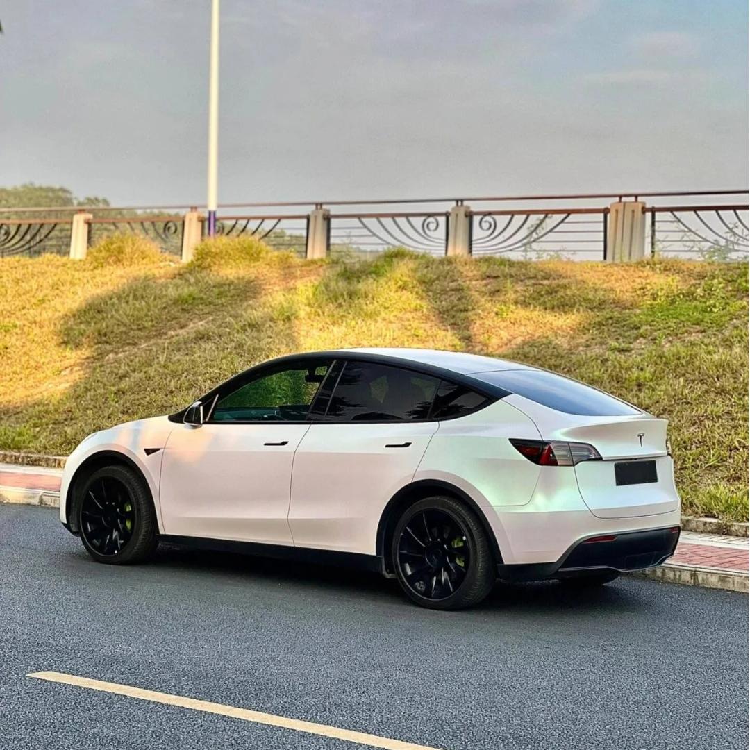 Matte Metallic Chameleon Aurora White Car Vinyl Wrap Sale