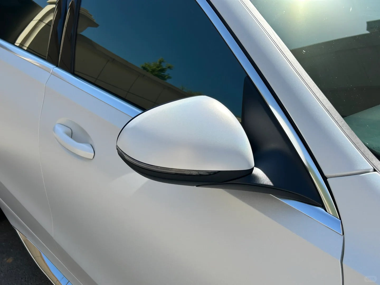 Matte Metallic Rainbow Laser White Car Vinyl Wrap PET