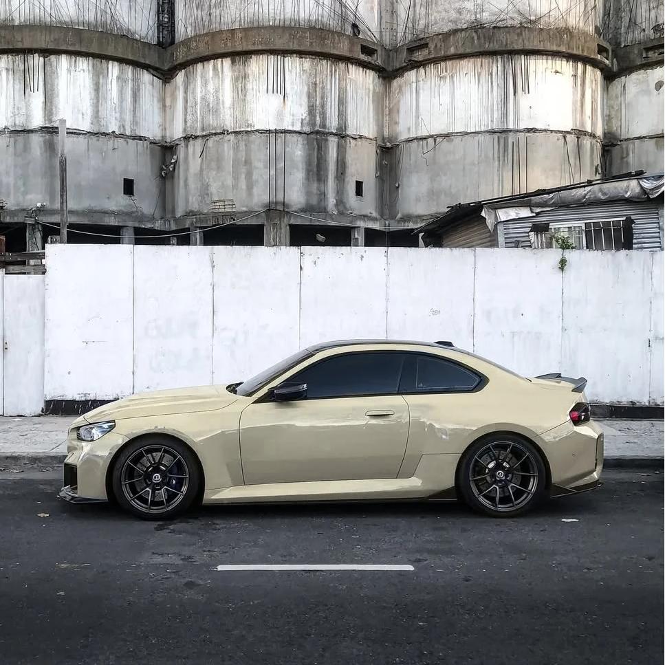 TPU Glossy Cuban Sand Yellow Colored PPF Paint Protection Film