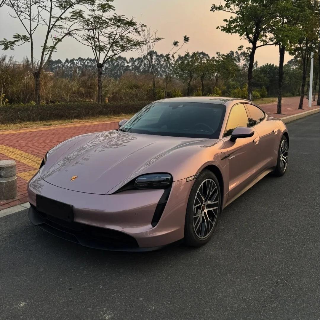 Gloss Metallic Frozen Berry Pink Car Vinyl Wrap PET