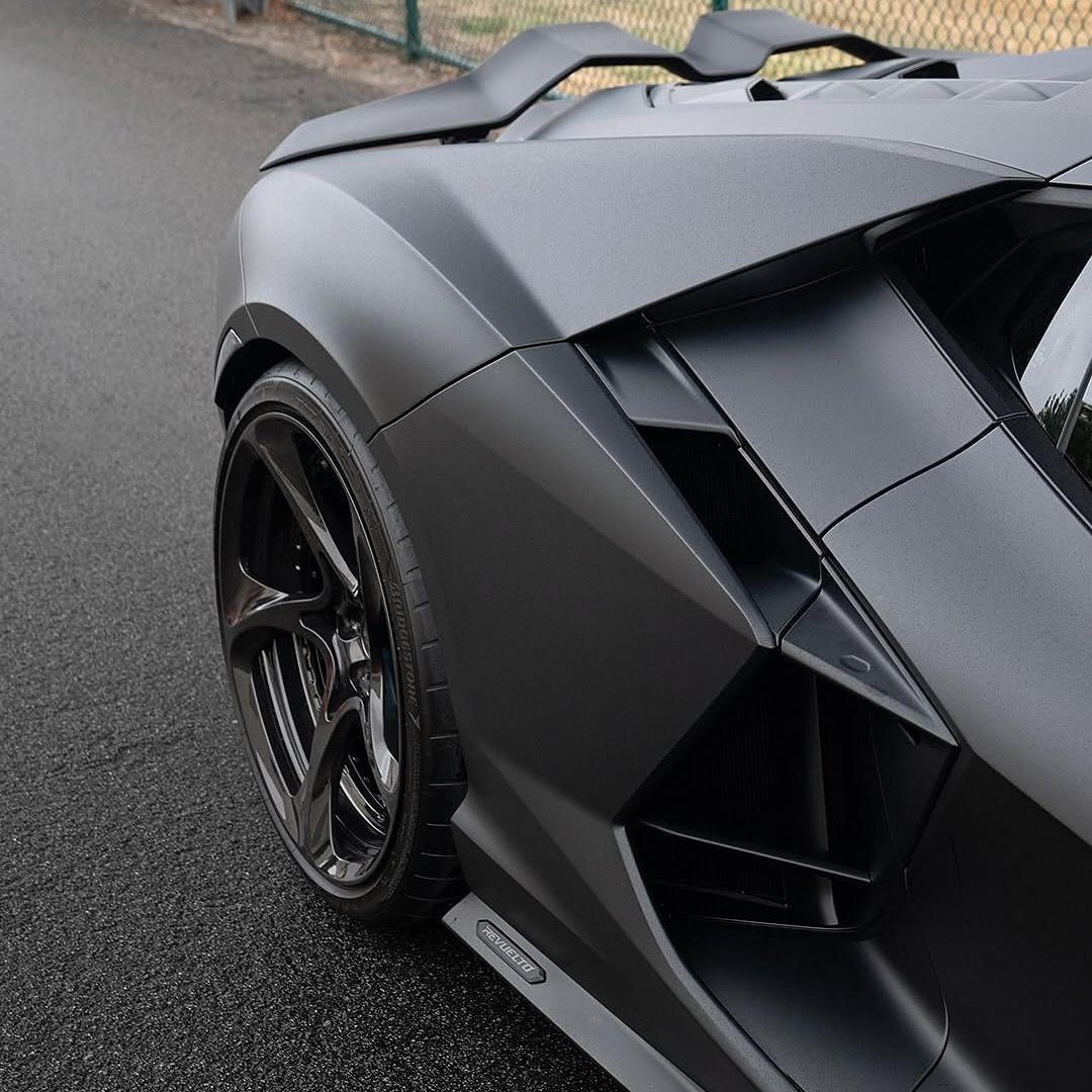 Ridiculous Matte Black Car Vinyl Wrap