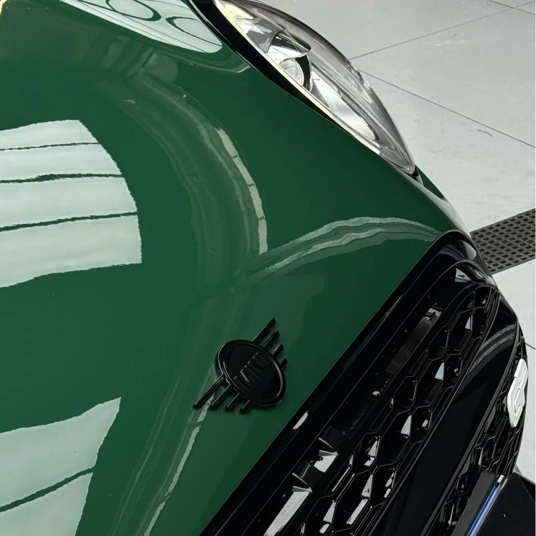 TPU Glossy Porsche Racing Green Colored PPF Paint Protection Film