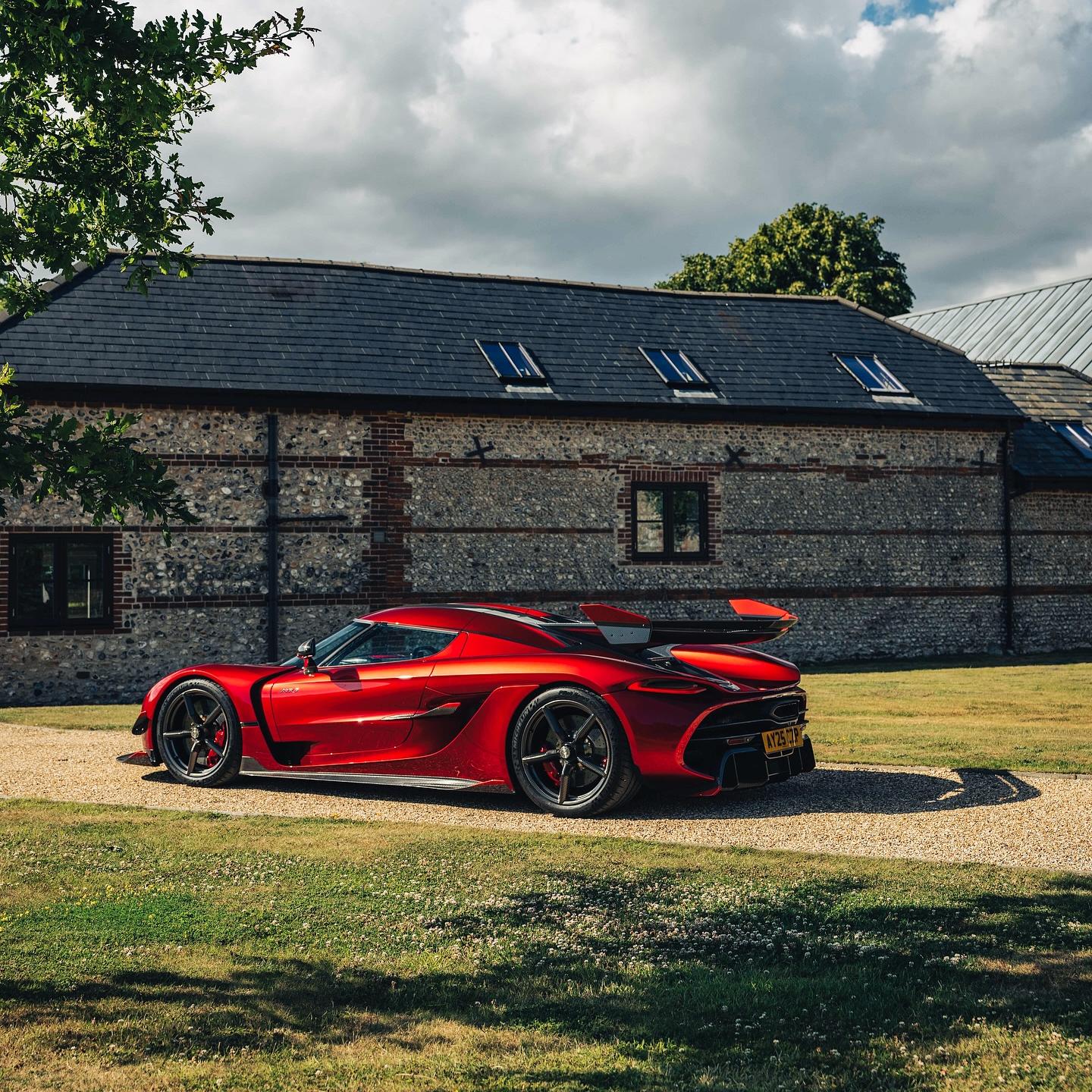 Gloss Metallic Cherry Red Car Vinyl Wrap