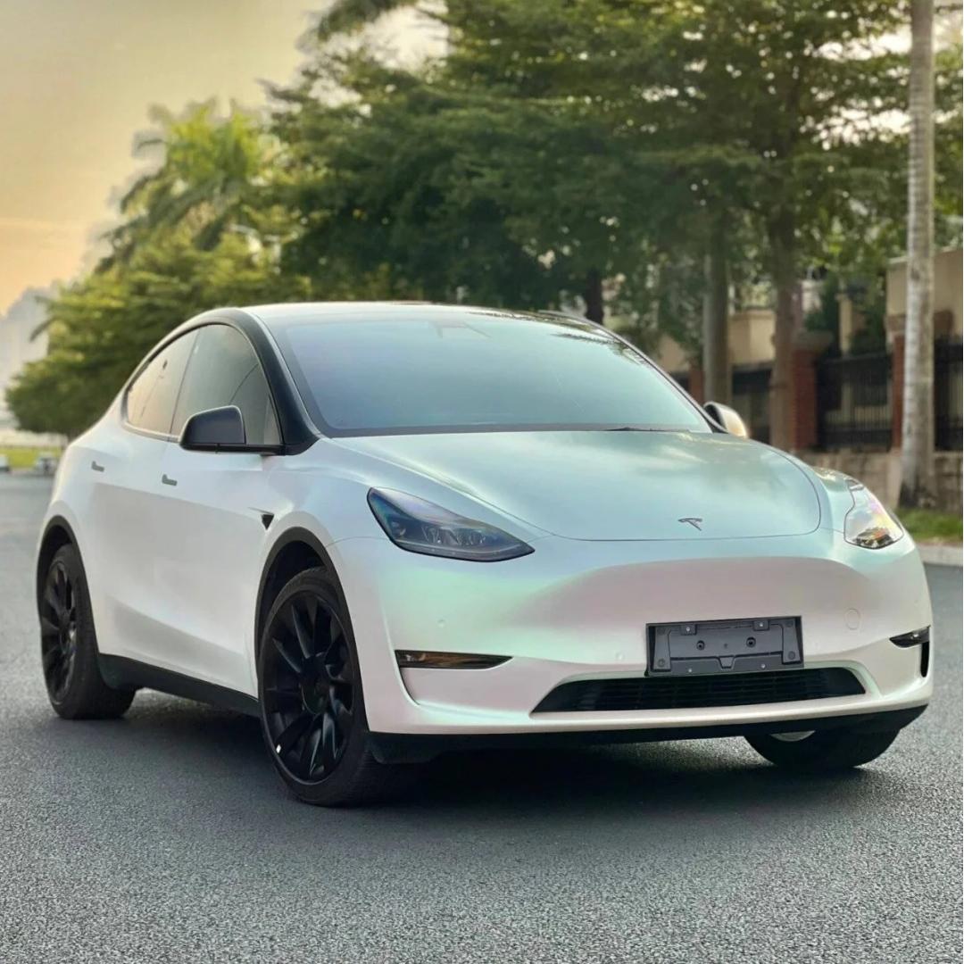 Matte Metallic Chameleon Aurora White Car Vinyl Wrap Sale