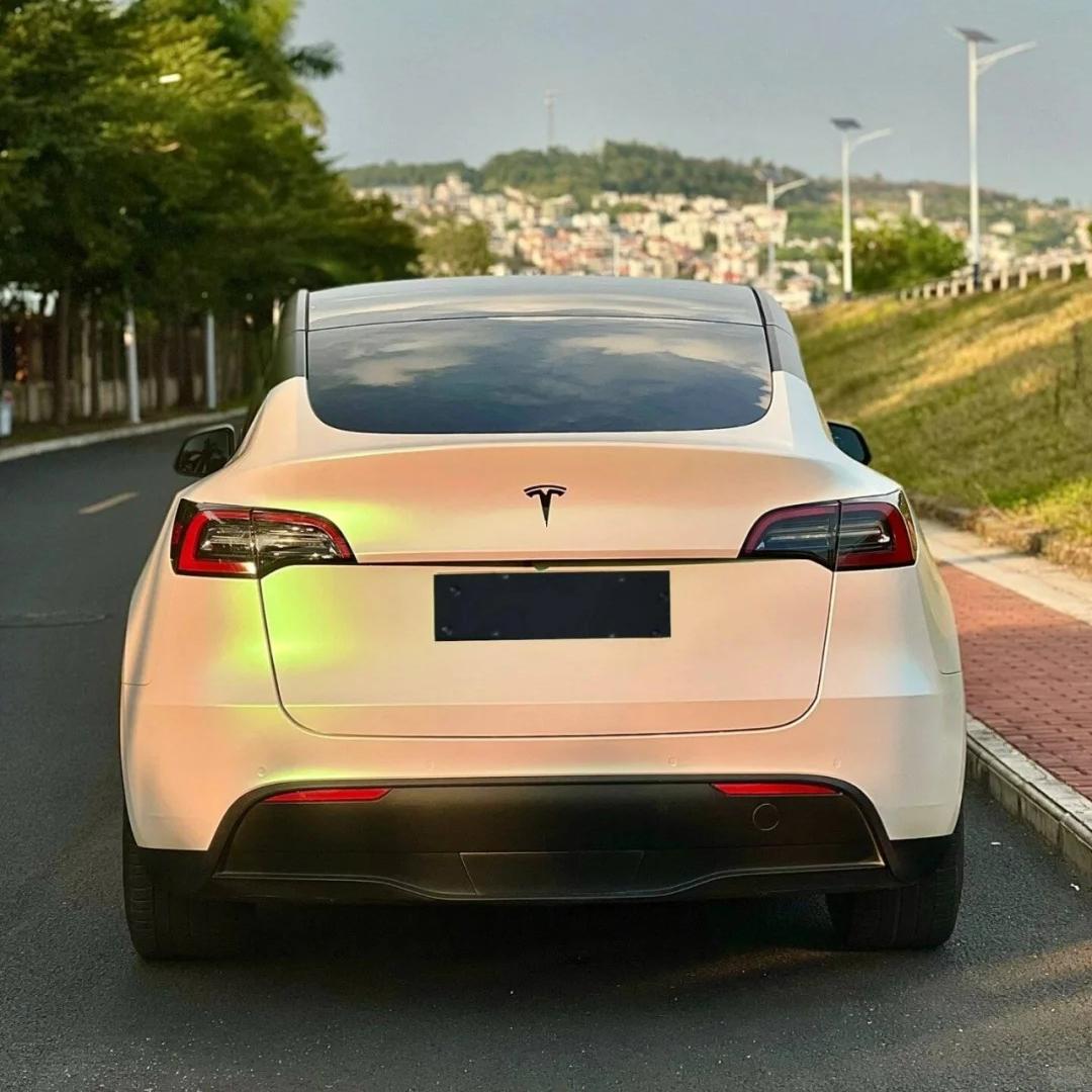 Matte Metallic Chameleon Aurora White Car Vinyl Wrap Sale