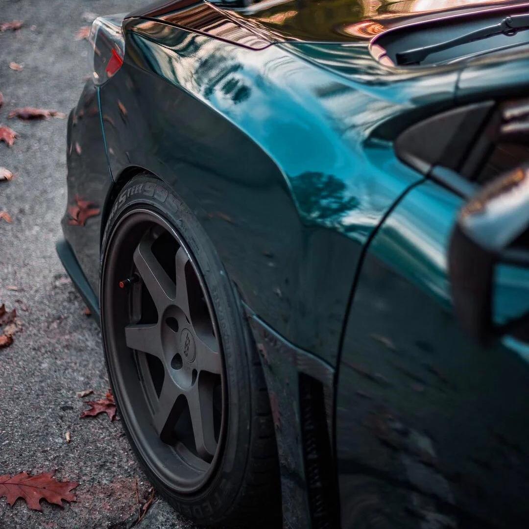 Gloss Deep British Racing Green Car Vinyl Wrap
