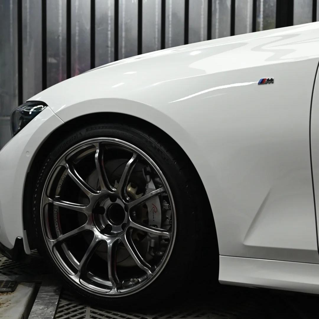 piano white wrap