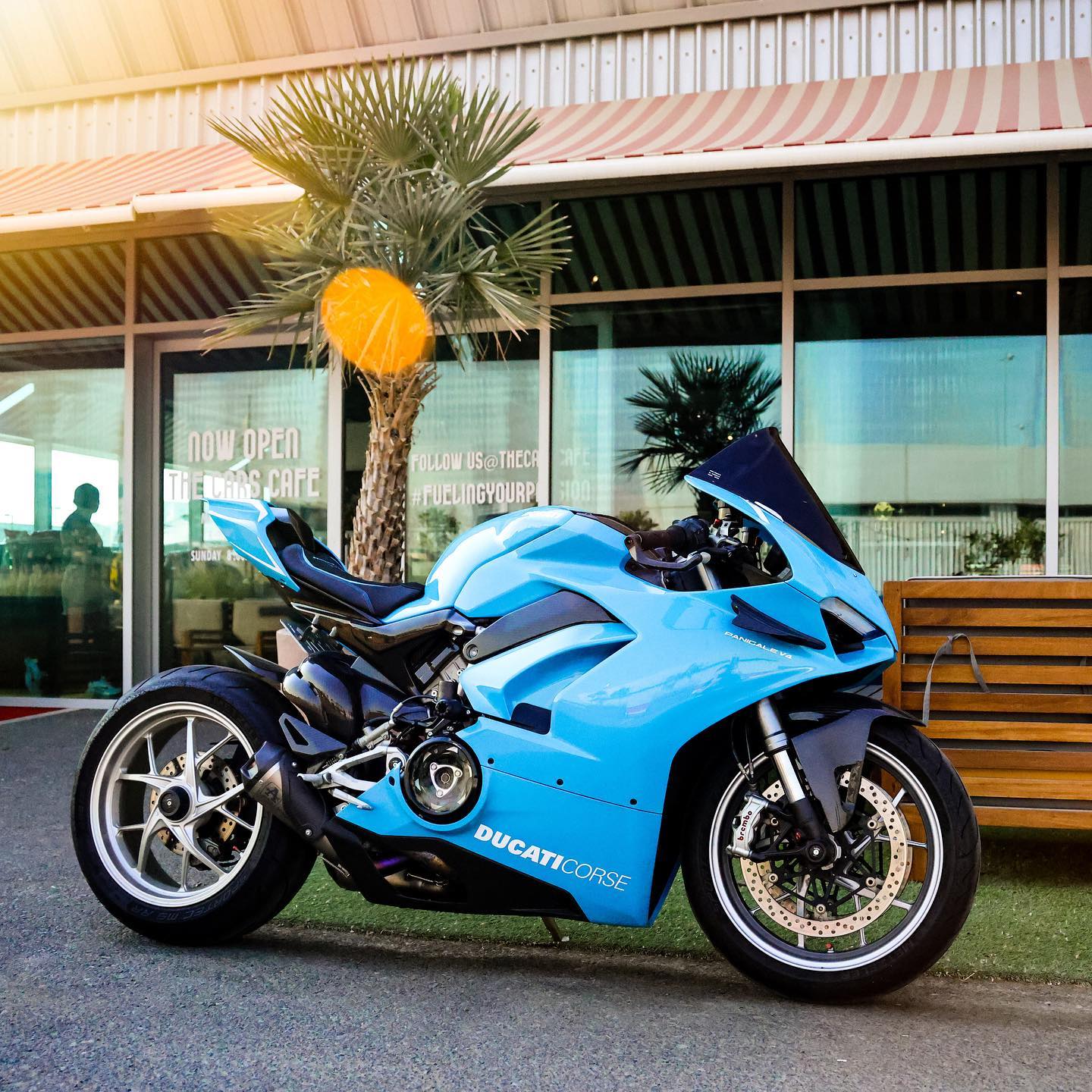 TPU Glossy Miami Blue Paint Protection Film