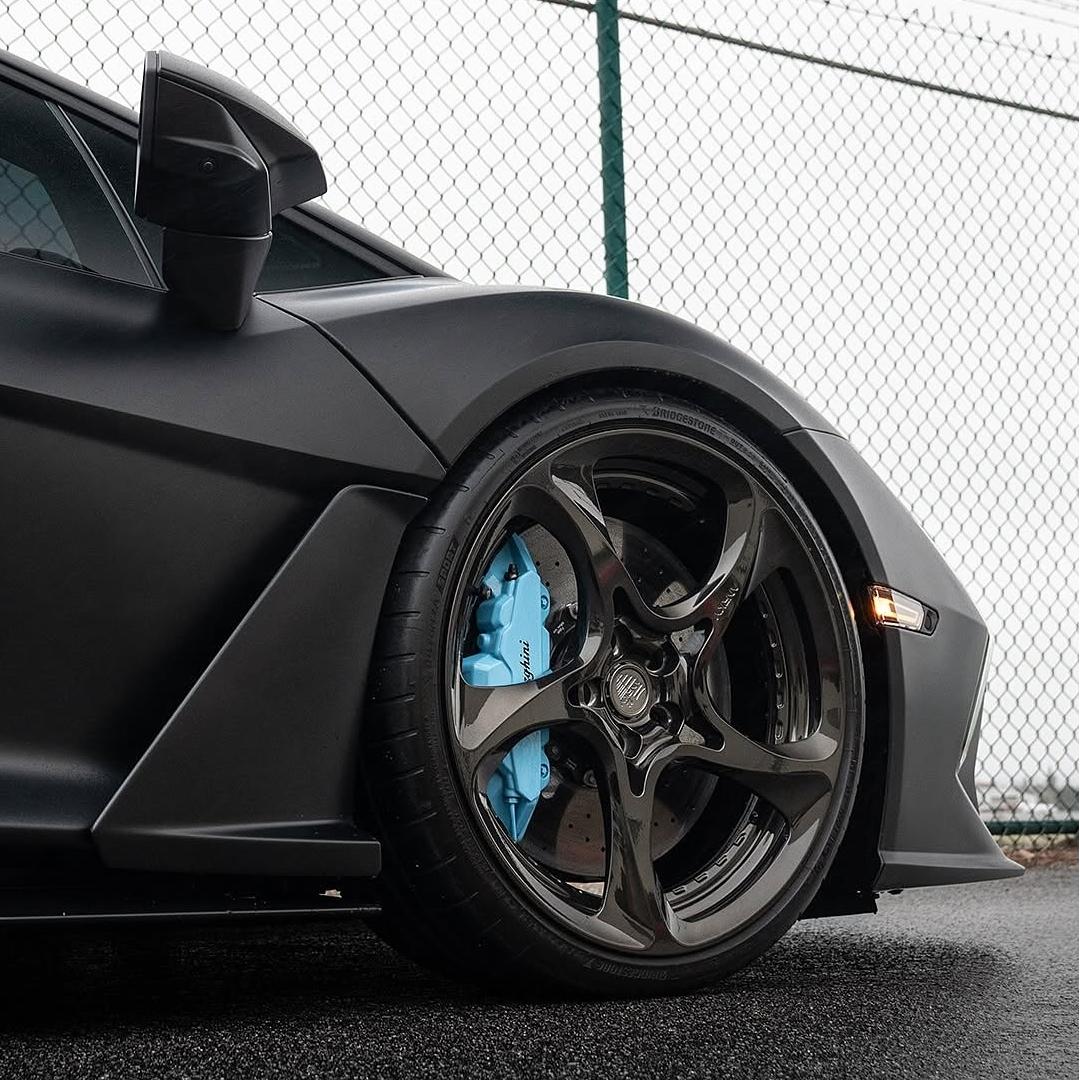 Ridiculous Matte Black Car Vinyl Wrap