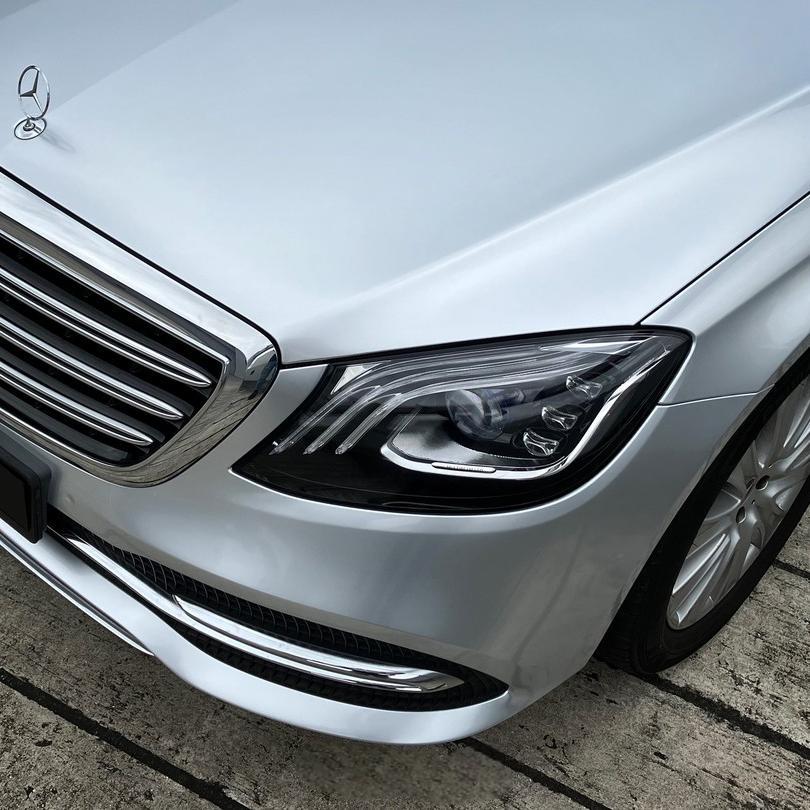 Bright Gloss Metallic Ice Silver Car Vinyl Wrap